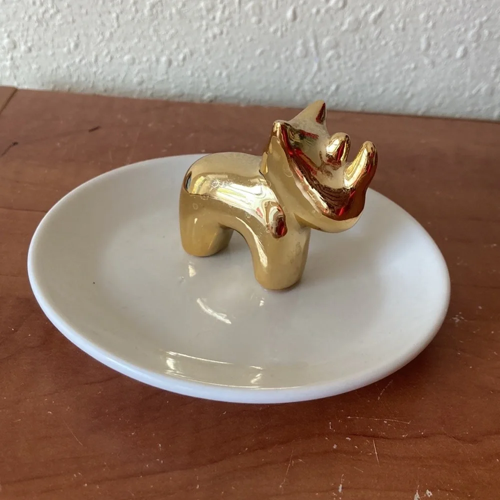 Isaac Jacobs Rhinoceros ceramic plate ring holder trinkets jewelry holder